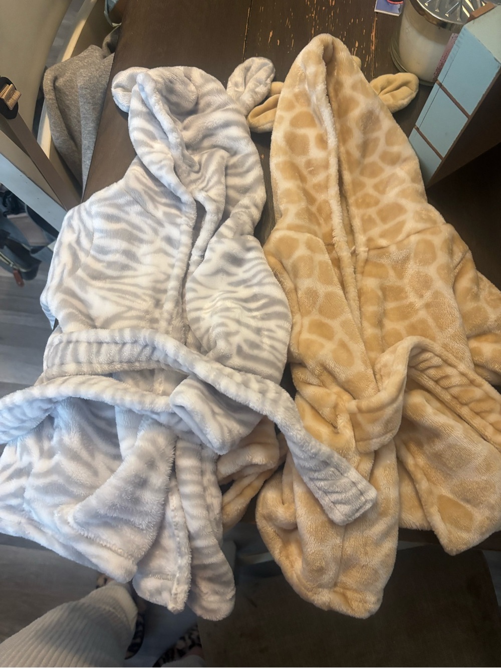 Hudson Baby , like new baby robes!! Sz 0-9 months!